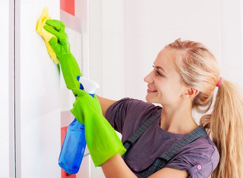 Local cleaning company support for Ealing homes and flats